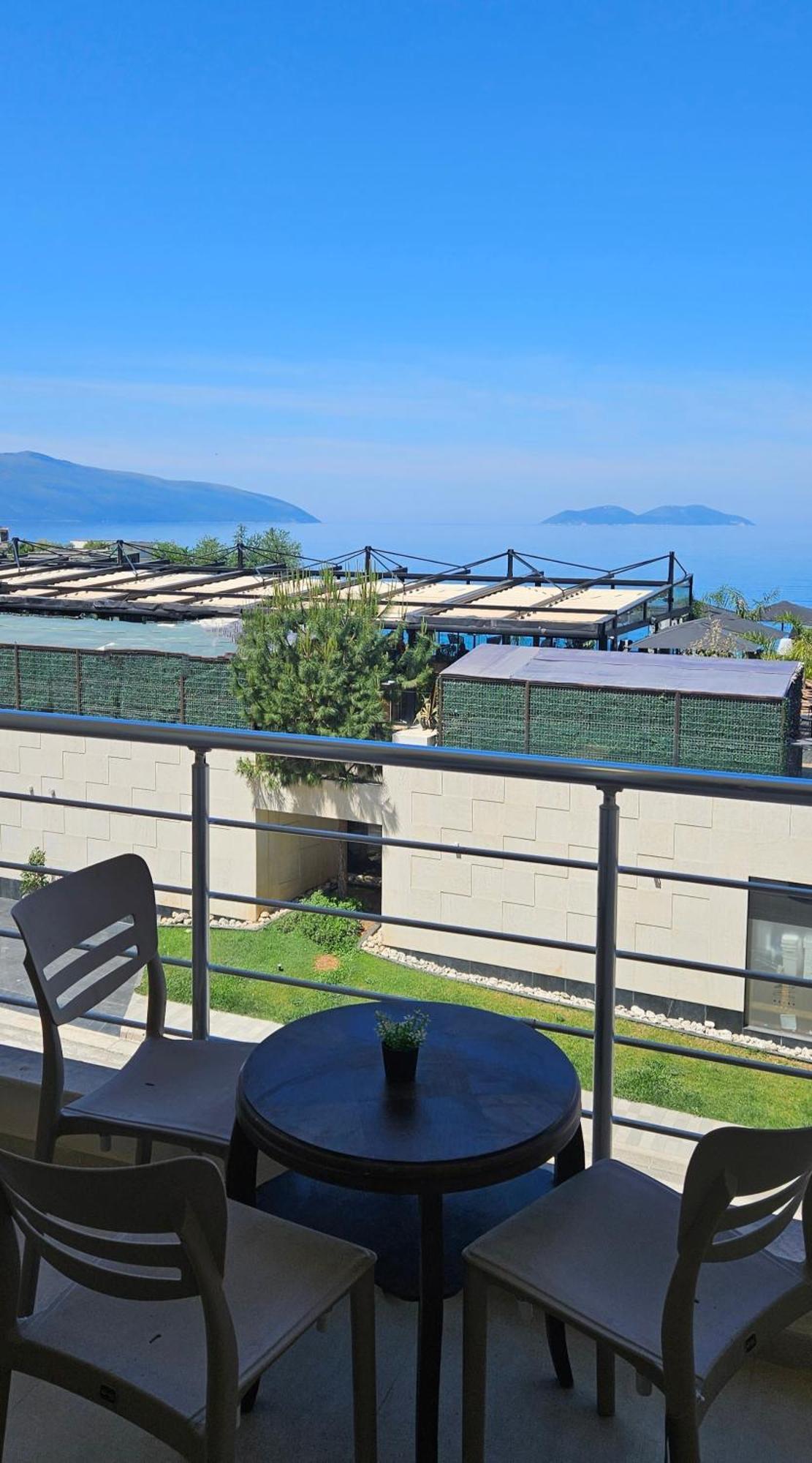 Vacation Station Sea View Apartament Влёра Экстерьер фото